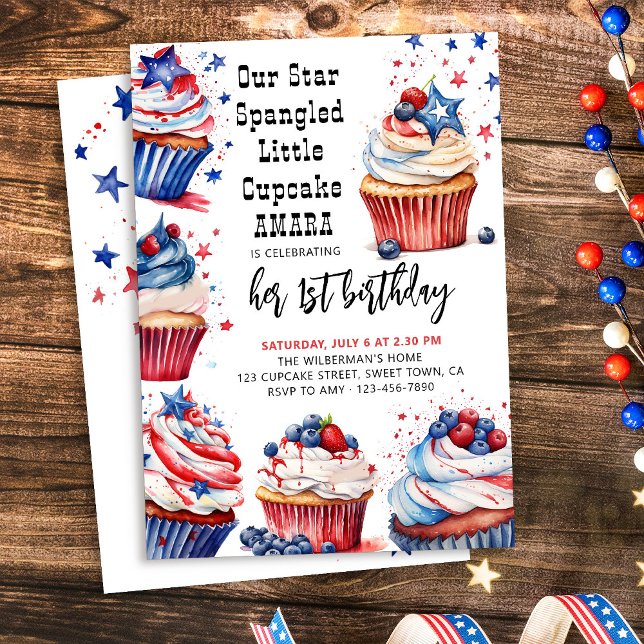 Stjärna Spanged Little Cupcoa Valfri ålder Barns f Inbjudningar (Fourth of July themed kids birthday invitation with red white and blue cupcakes)