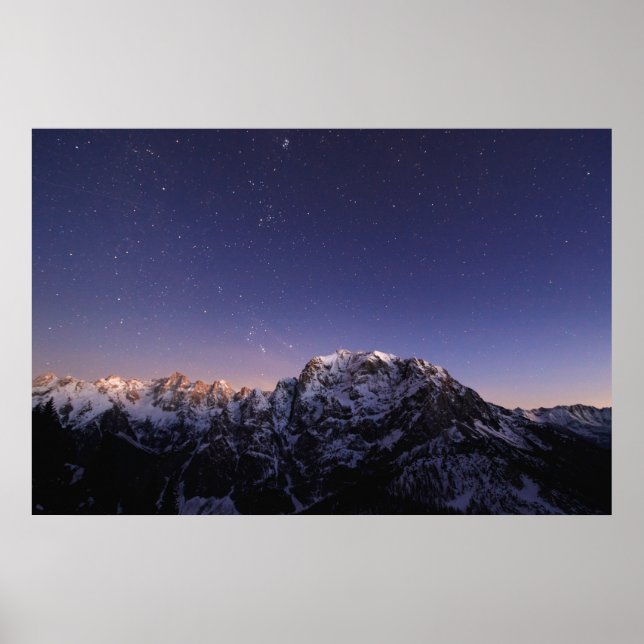 Stjärnhimmel ovanför bergen poster (Framsidan)