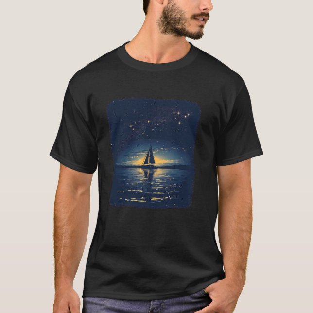 Stjärnklar natt seglingsäventyr katamaran design t shirt (Framsida)