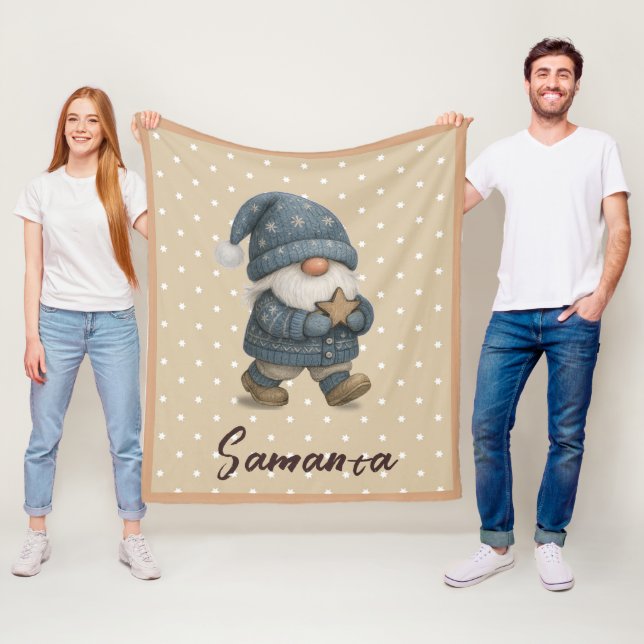 Stjärnmönster tomte blå beige namn fleecefilt (På plats)
