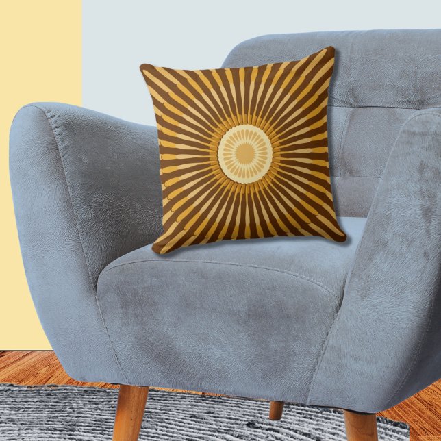Stjärnornas blomma, vanlig, centrerad, gyllene Gul Kudde (Regular Centered Golden Yellow & Brown Star Flower Throw Pillow)