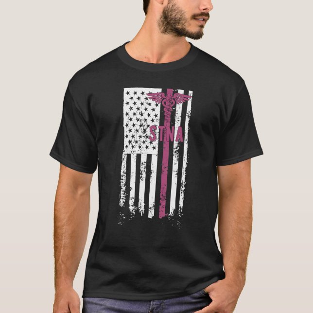 STNA US Flagga State Testad Nursing Assistant 1 T Shirt (Framsida)