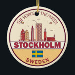 Stockholms Sverige City Skyline Emblem Julgransprydnad Keramik<br><div class="desc">Stockholms minimalistiska,  färglösa konstdesign med monument och landmärken för staden i Sverige.</div>