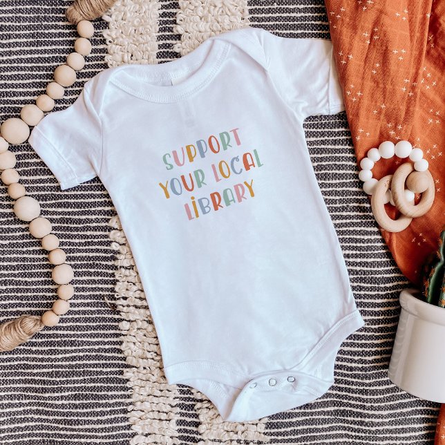 Stöd ditt lokala bibliotek t shirt (Skapare uppladdad)