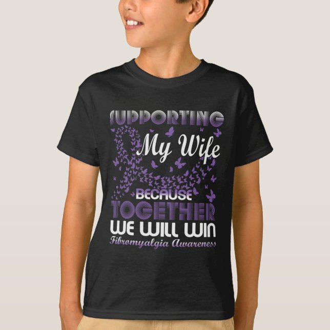 Stöd till min fru Fibromyalgia Awareness Day Husb T Shirt (Framsida)