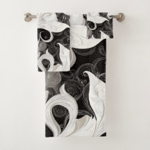 Stollig i Black and Cream Baroque Swirls