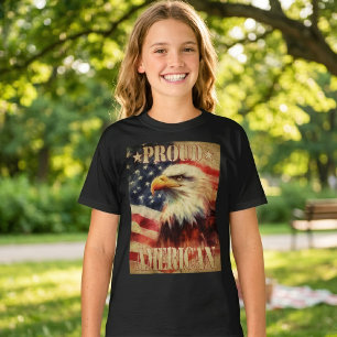 Stolt amerikan. Vitvingad havsörn och USA:s flagga T Shirt