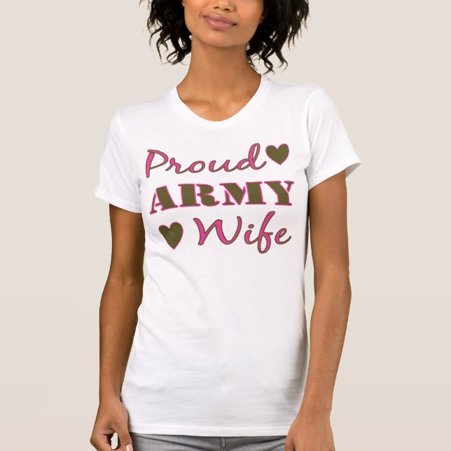 Stolt-Armé-Fru-T-skjorta T-shirt (Framsida)