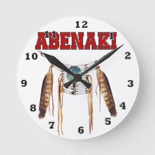 Stolt att vara Abenaki Rund Klocka