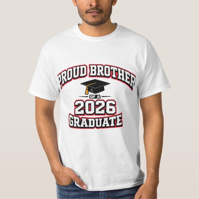 Stolt Bror Till En 2026 Utexaminerad Varsity T Shirt (Framsida)