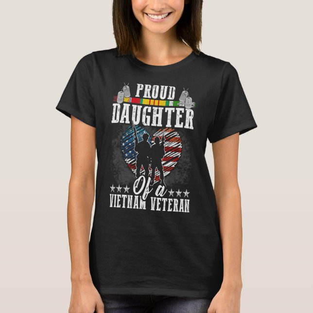 stolt dotter till Vietnams veterandag T Shirt (Framsida)