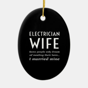 stolt elektrisk hustru till en elproducent julgransprydnad keramik