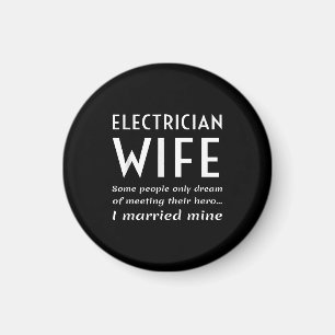 stolt elektrisk hustru till en elproducent magnet