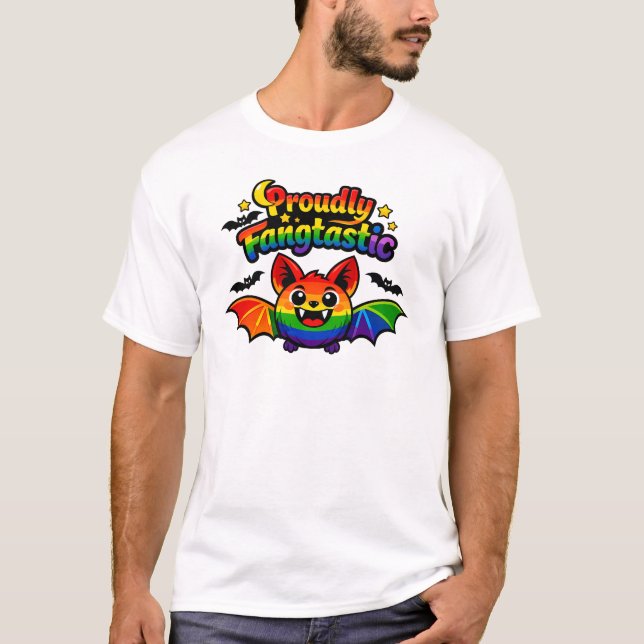 🦇🌈 Stolt Fangtastisk Fladdermus T Shirt (Framsida)