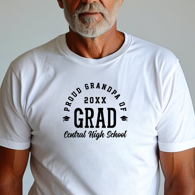 Stolt Farfar Examen Varsity Typografi Examen T Shirt (Skapare uppladdad)
