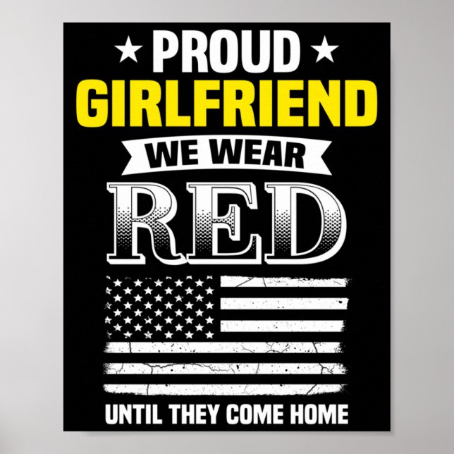 Stolt Flickvän Till Utplacerad Pojkvän Red Friday Poster (Framsidan)