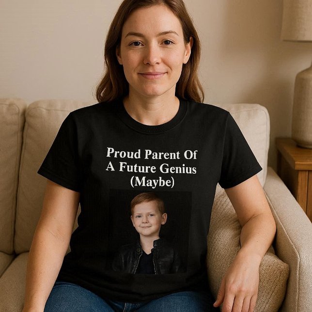 Stolt Förälder Till En Framtida Genus (Kanske) T Shirt (Skapare uppladdad)