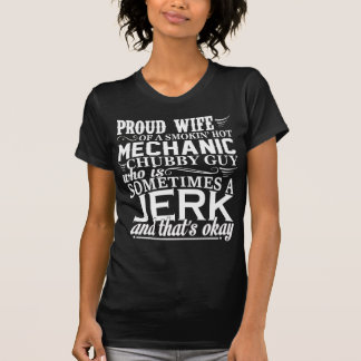 Stolt fru av en Smokin hoad mekaniker Tee Shirt