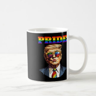 Stolt Funny Trump Regnbåge Kärlek Är Kärlek Lgbt G Kaffemugg