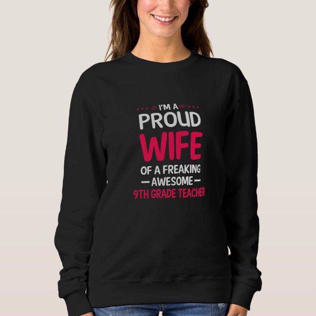 Stolt hustru till en underbar 911-operatör t shirt (Framsida)