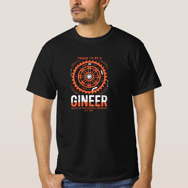Stolt ingenjörstypografi grafisk tee-design t shirt (Framsida)