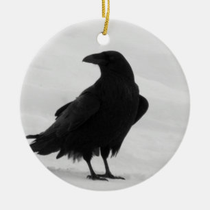 Stolt korpsvart julgransprydnad keramik