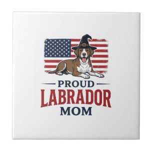Stolt Labrador-mamma Patriotisk hund Halloween-trö Kakelplatta