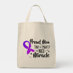stolt Mamma i ett NICU Miracle Tygkasse