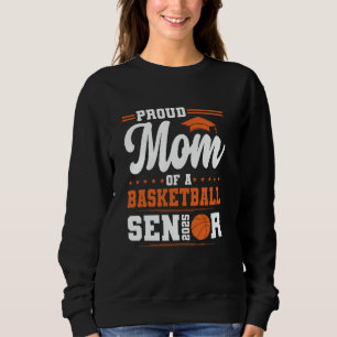 Stolt mamma till en basket seniorspelare som tar e t shirt