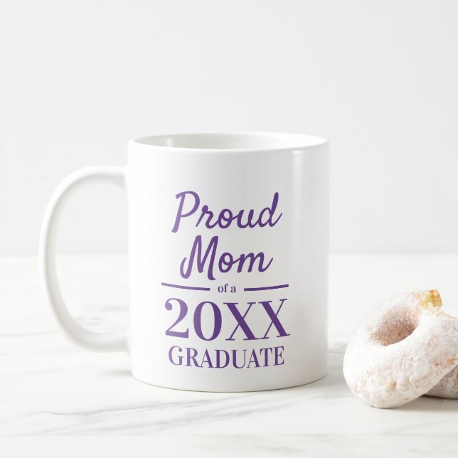 Stolt mamma till en examen elegant typografi kaffemugg (Med munk)