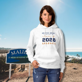 Stolt mamma till en student som tar examen år 2026 t shirt