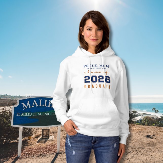 Stolt mamma till en student som tar examen år 2026 t shirt (Skapare uppladdad)