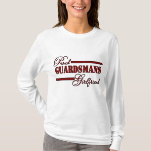 Stolt medborgarevaktflickvän (den röda n-svarten t shirt
