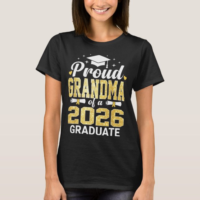 Stolt Mormor 2026 Utexaminerad Klass Grafisk Konst T Shirt (Framsida)