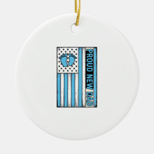 Stolt Ny Pappa Bebis Fötter Flagga Vektor Design_1 Julgransprydnad Keramik