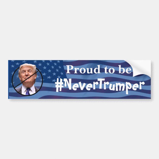 stolt över att vara, men aldrig trumpera bildekal (Framsidan)