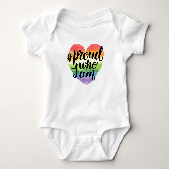 stolt över vem jag är t shirt (Framsida)