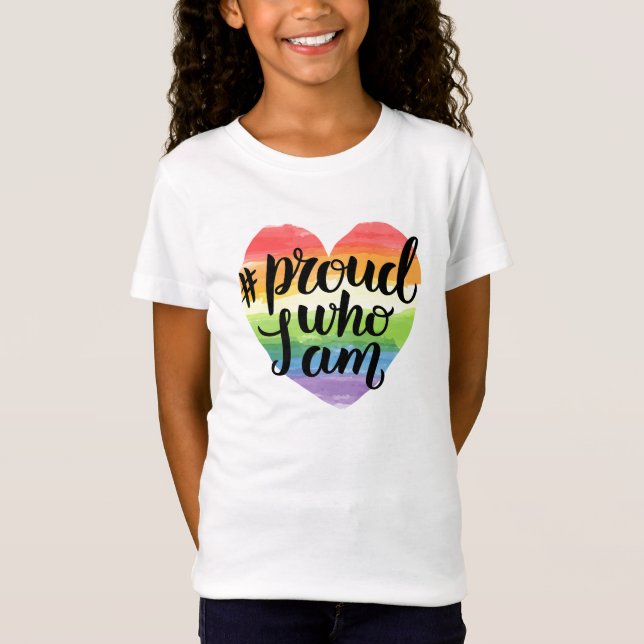 stolt över vem jag är t shirt (Framsida)