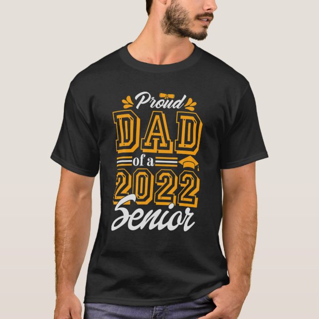 stolt Pappa av 2022 års högsta Student 2022 T Shirt (Framsida)