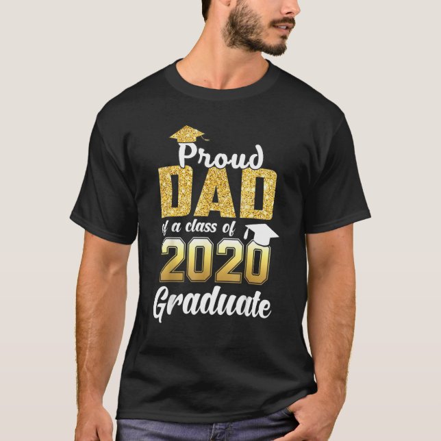 stolt Pappa av 2022 års Student-klass av 2022 års  T Shirt (Framsida)