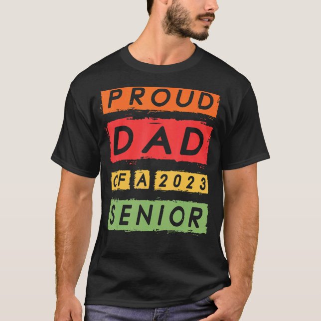 stolt Pappa av 2023 års högre Studenten 3 T Shirt (Framsida)