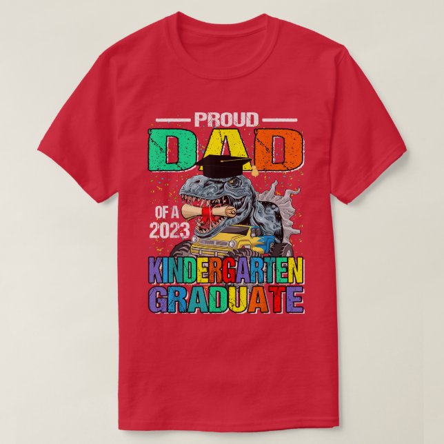 stolt Pappa av 2023 års Kindergarten Student Dinos T Shirt (Design framsida)