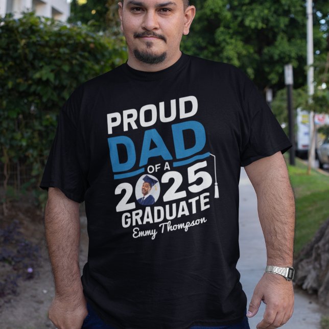 stolt Pappa av en familj i Personligen Student 202 T Shirt (Skapare uppladdad)