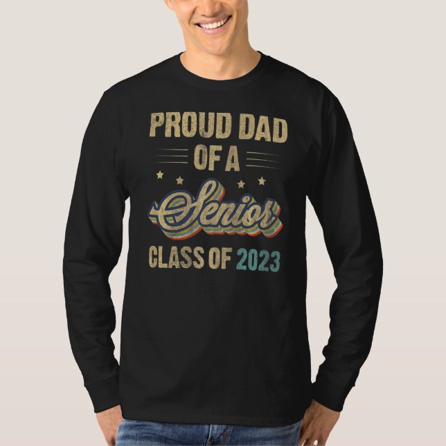 stolt Pappa av högre klass 2023 T Shirt (Framsida)