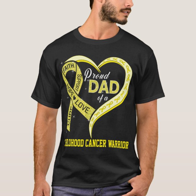 stolt Pappa i en barncancerkrigare T Shirt (Framsida)