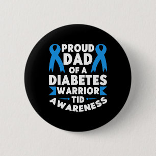 stolt Pappa i en diabetesförbrytare av typen T1D-m Knapp