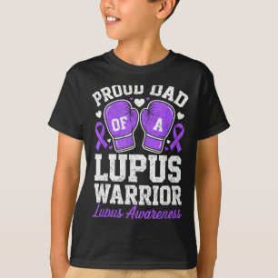 Stolt pappa till en lupus-krigare fighter medveten t shirt
