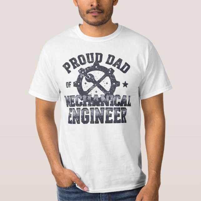 Stolt pappa till en maskiningenjör t shirt (Framsida)
