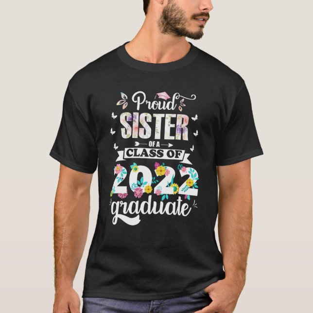 stolt syster i klass 2022 Student T Shirt (Framsida)