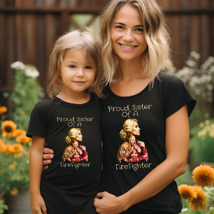 stolt syster till en brandbekämpningsföljd t shirt